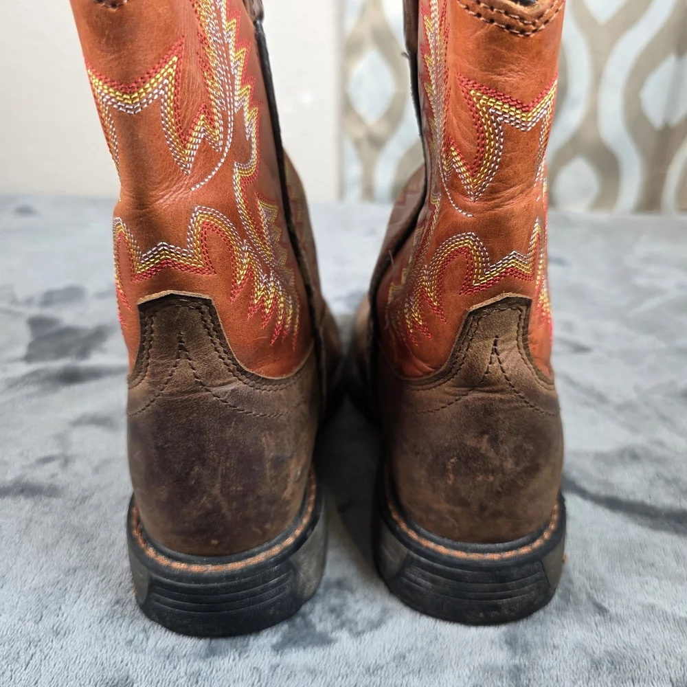 Ariat step out